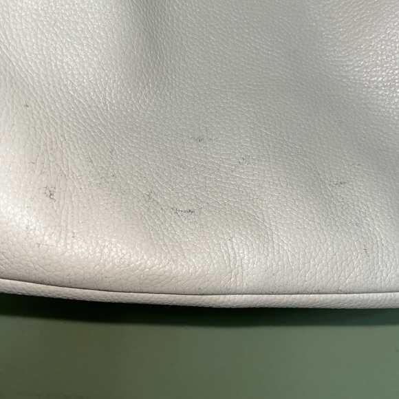Kate spade ivory/off white hobo bag - Picture 3 of 16